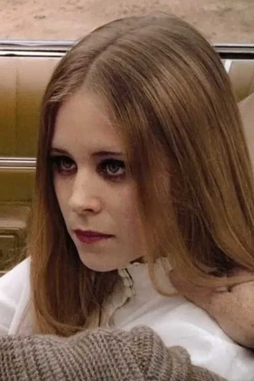 Sharon Matt interpretando a Angel