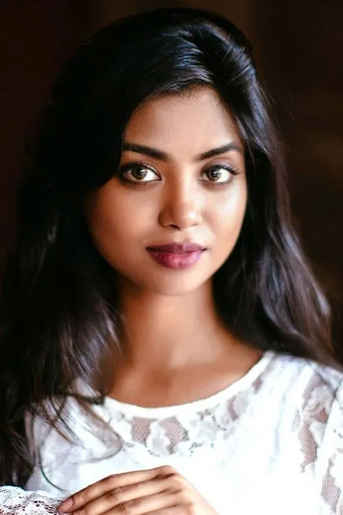 Abishek Joseph George ha trabajado con Shaun Romy en 1 ocasiones