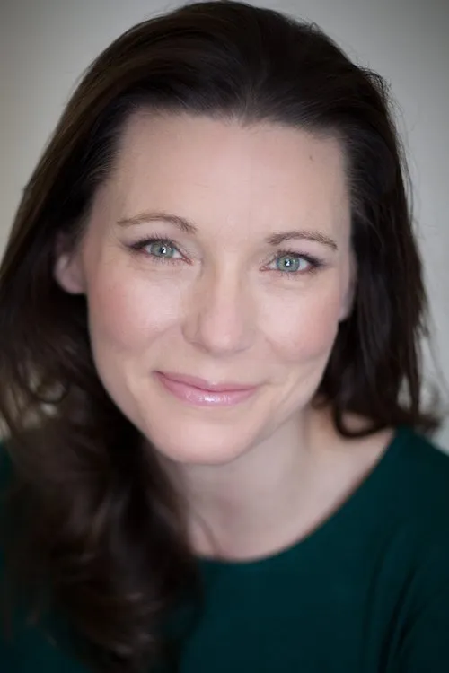 Shawna Pliva interpretando a Young Mother