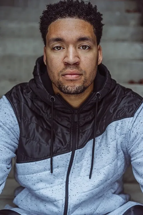 Shayn Walker interpretando a Teamster #2