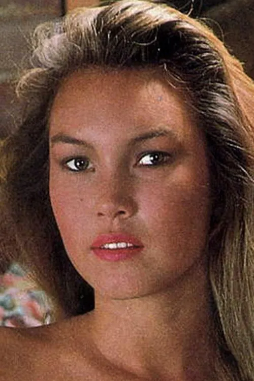 Sheena Horne interpretando a 