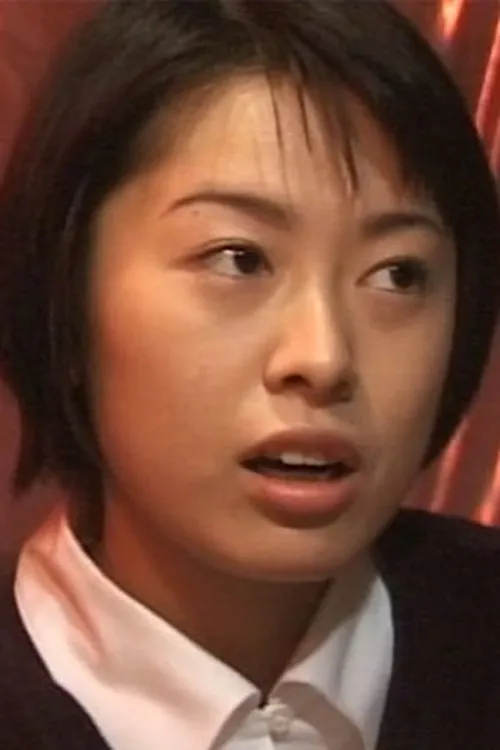 Sheena Nagamori interpretando a 