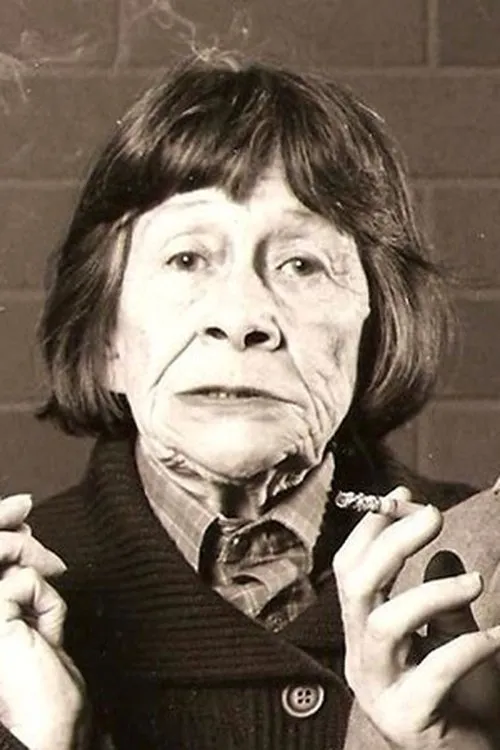 Sheila Florance — personaje: Lizzie Birdsworth