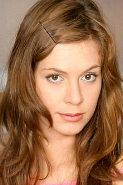 Sheila Love interpretando a (as Sarah) (archive footage)