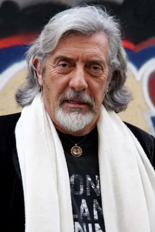 Shel Shapiro interpretando a Padre di Nina