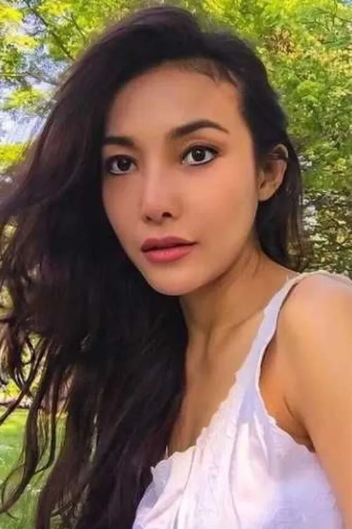 Sheny Andrea en su biografía y filmografía