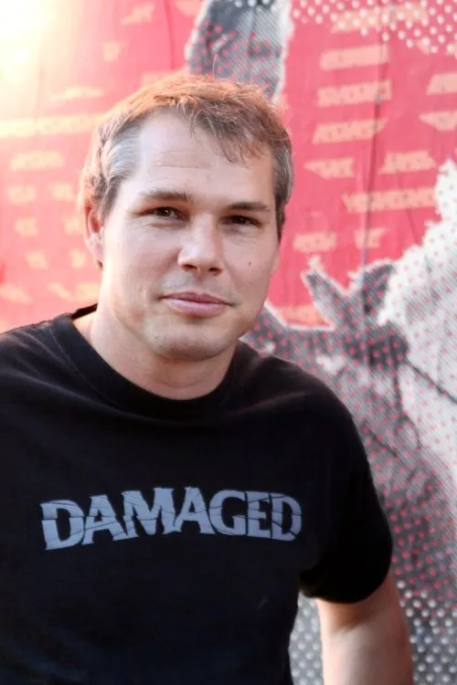 David Choe ha trabajado con Shepard Fairey en 4 ocasiones