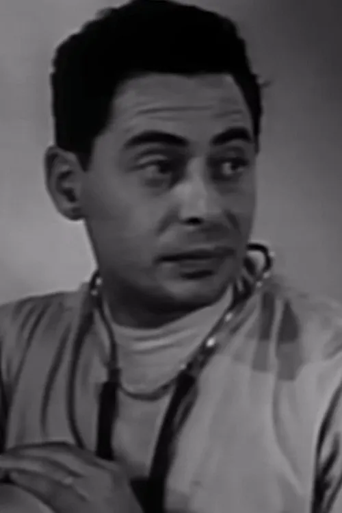 Shepard Menken interpretando a Maj. Clift