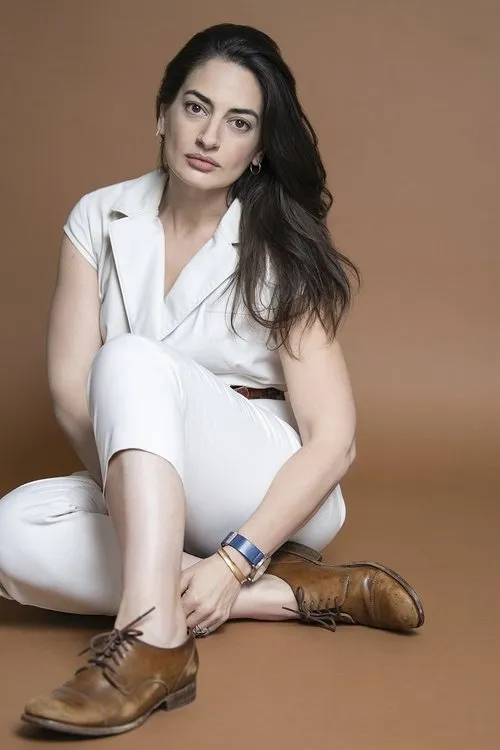 Shereen Khan — personaje: Miriam