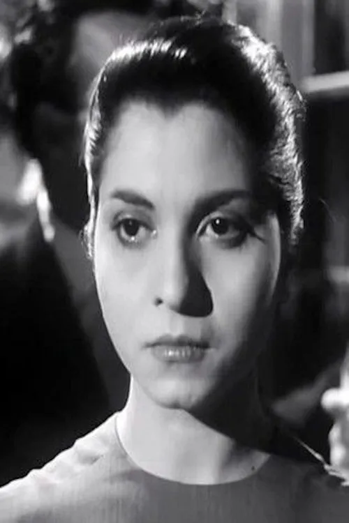 Sherine interpretando a ?????