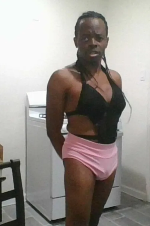 Shin-Ae Ahn interpretando a Self