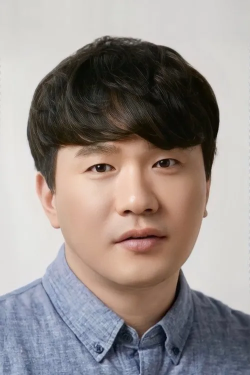 Foto de perfil del actor Shin Dong-hoon en el reparto