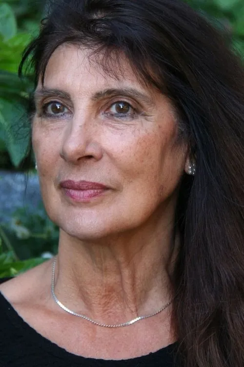 Shireen Shah interpretando a Vellama