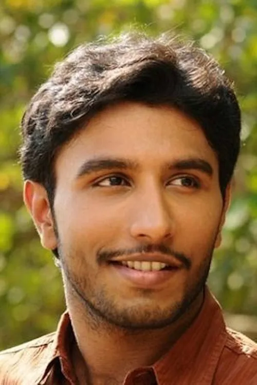 Shivaji Dev interpretando a 