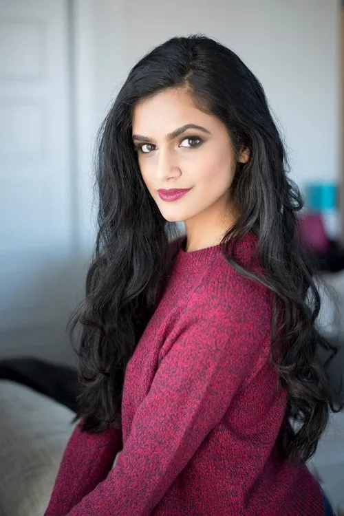 Sophy Romvari ha trabajado con Shivali Barot en 1 ocasiones