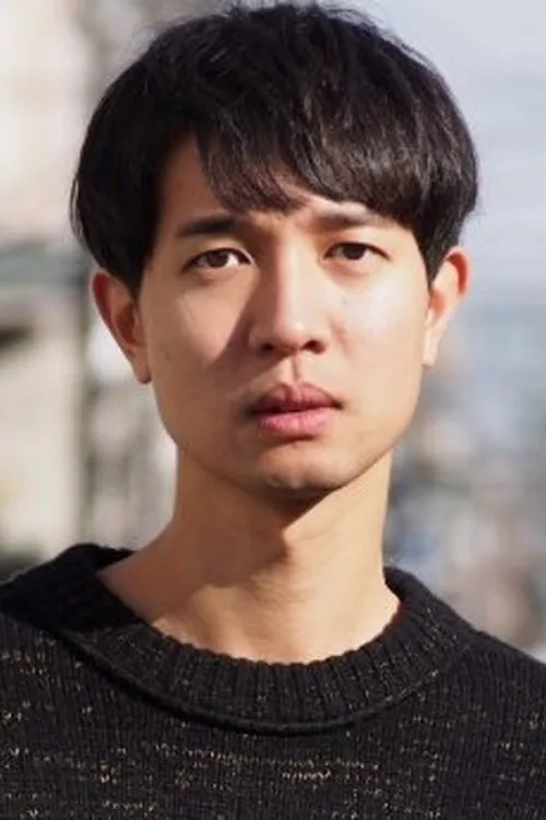 Sho Yakumaru interpretando a