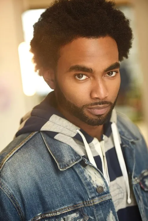 Michael Mau ha trabajado con Shon Berry en 1 ocasiones