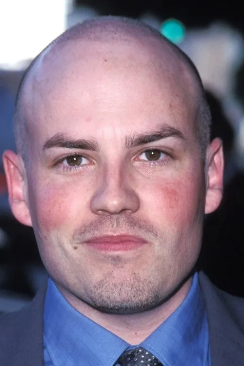 B. Wyatt ha trabajado con Shon Greenblatt en 1 ocasiones