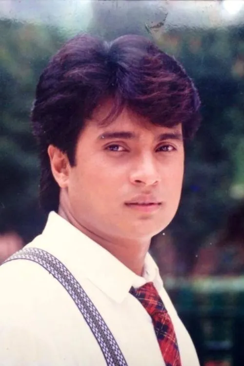 Shree Krishna Shrestha interpretando a 