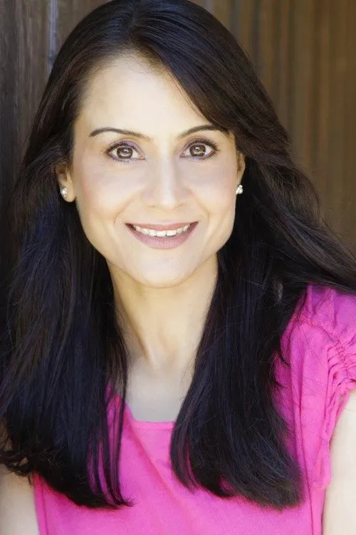 Shruti Tewari interpretando a Nausheen