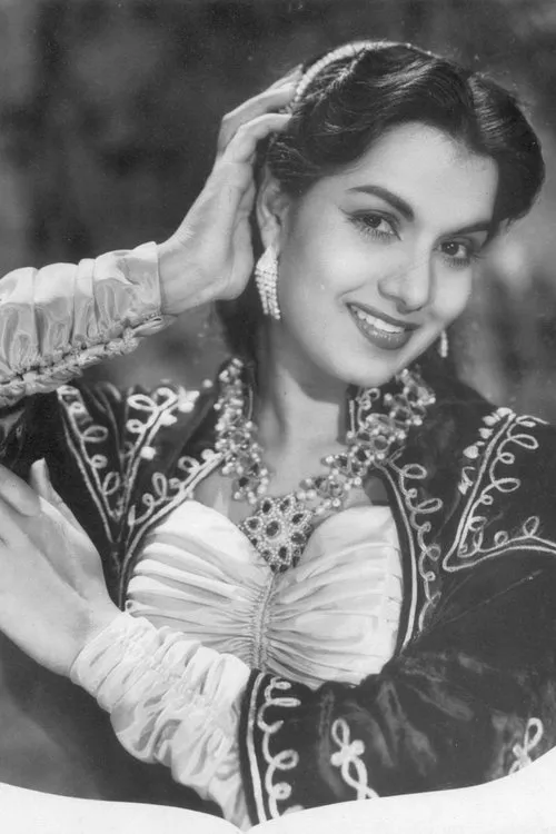 Shyama interpretando a Sulochana Devi