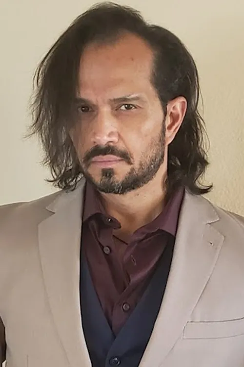 Greg Levine ha trabajado con Sidow Sobrino en 1 ocasiones