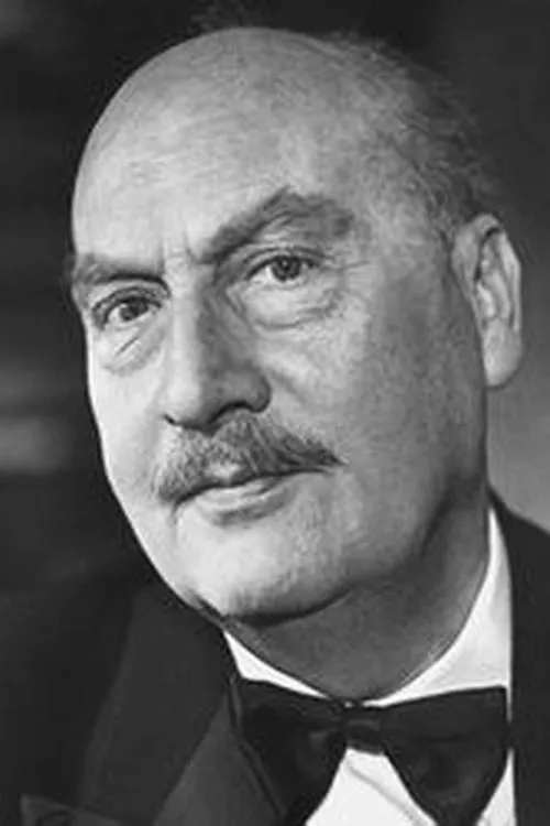 Mascha Gonska ha trabajado con Siegfried Schürenberg en 4 ocasiones