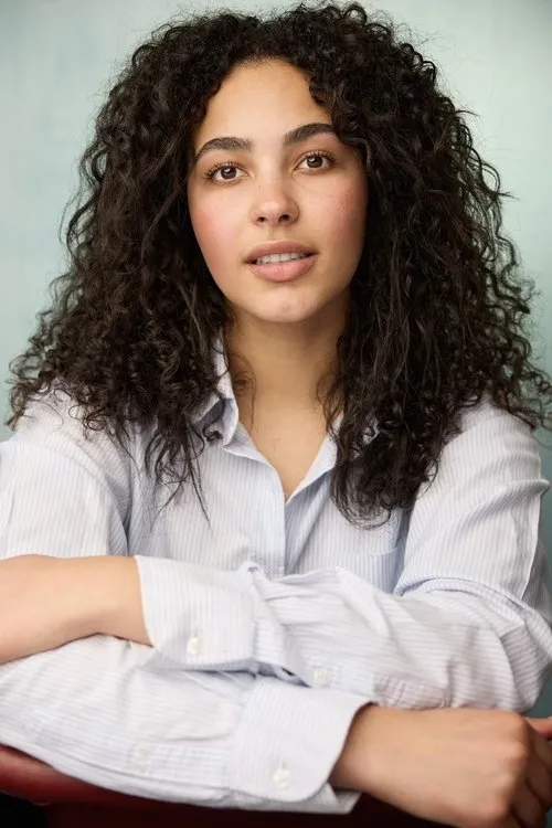 Sienna Galea Tudor interpretando a Erin