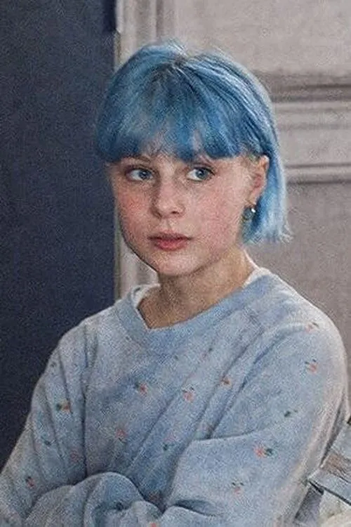 Sienna Hallas — personaje: Gry