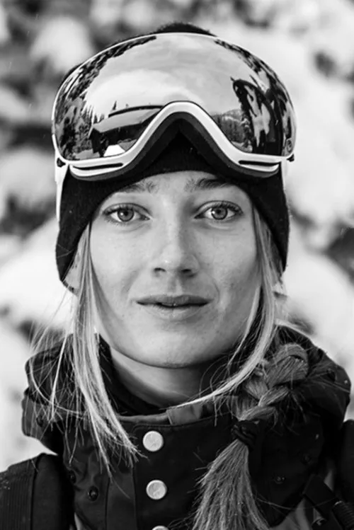 Chris Anthony ha trabajado con Sierra Quitiquit en 1 ocasiones