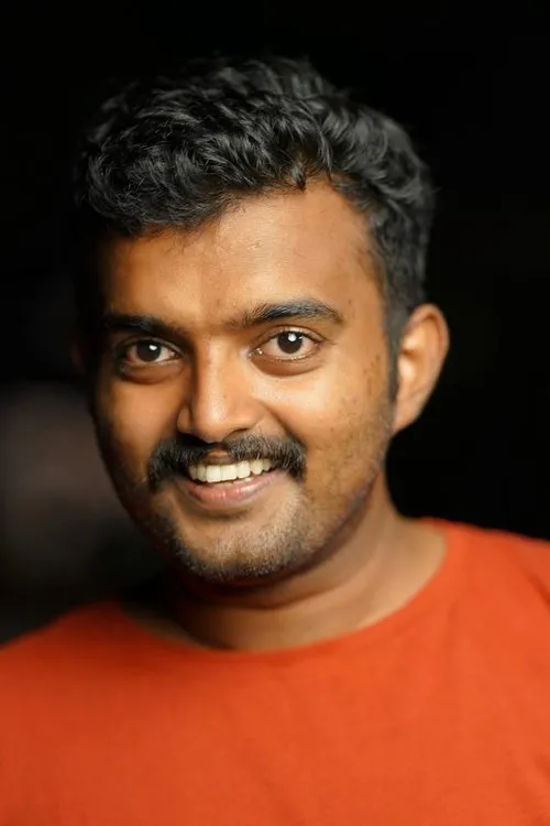 Siju Sunny interpretando a Mukesh