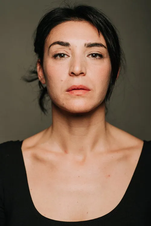 Silvia Pietta interpretando a Woman