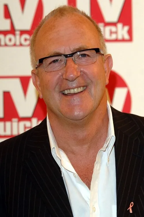 Foto de perfil del actor Simon Rouse en el reparto