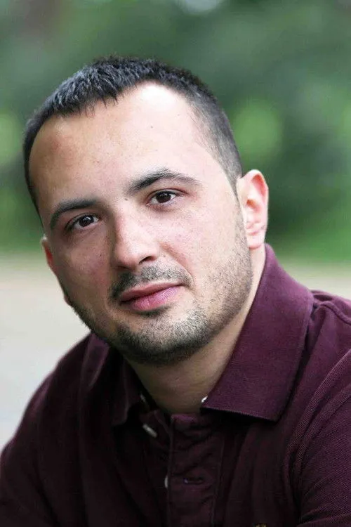 Paola Marchetti ha trabajado con Simone Crisari en 1 ocasiones