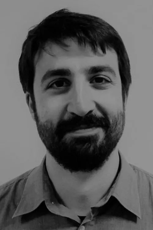 Simone Formicola — personaje: Sariel