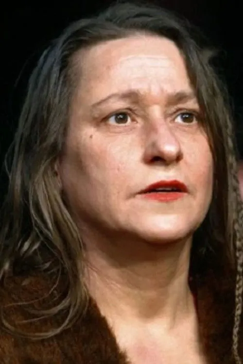 Simone Frost interpretando a Stine