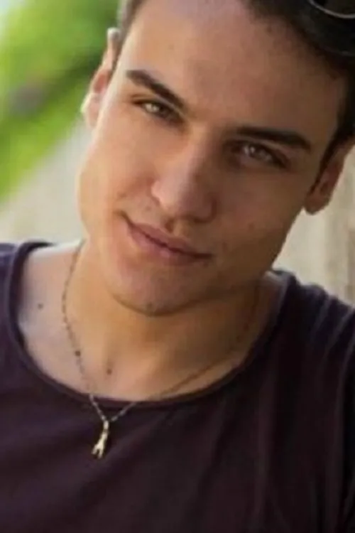 Simone Paciello en su biografía y filmografía