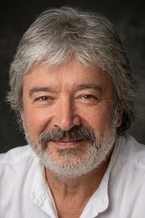 Süreyya Duru ha trabajado con Sinan Ecer en 1 ocasiones