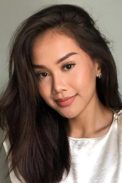 Siti Hariesa — personaje: Seira