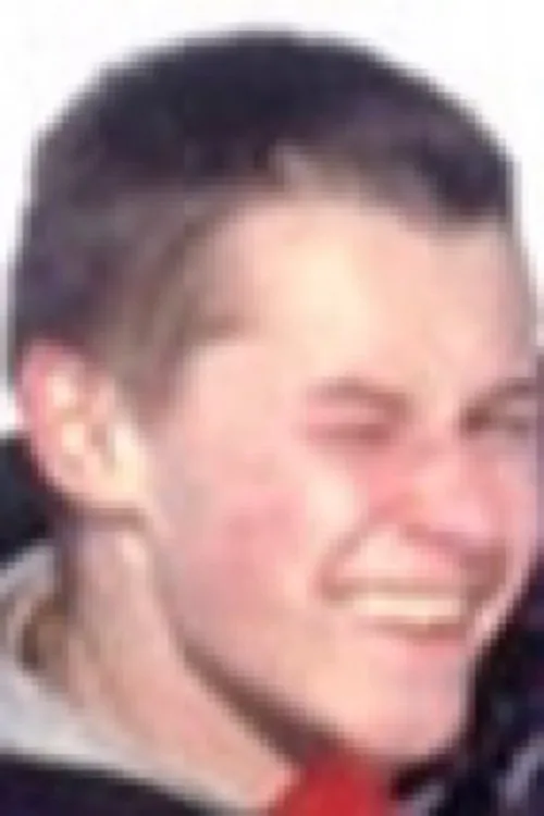 Slavic interpretando a On DVD only