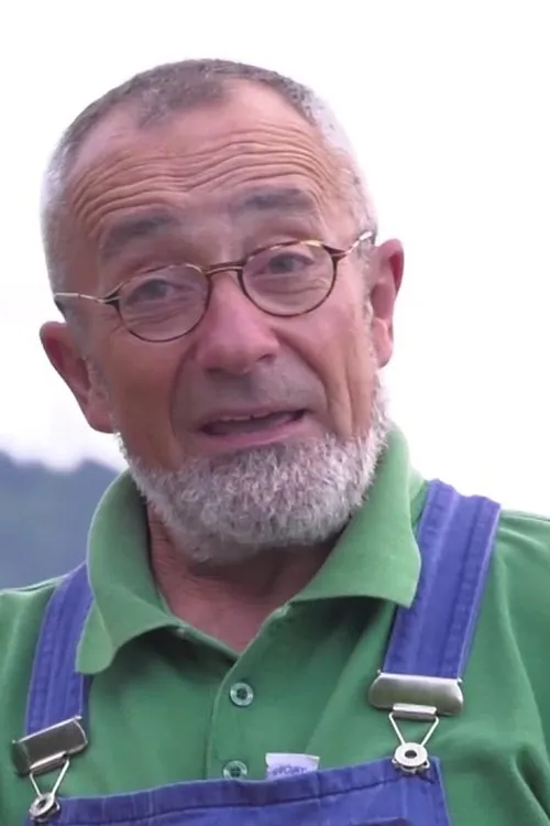 Slobodan Bićanin interpretando a