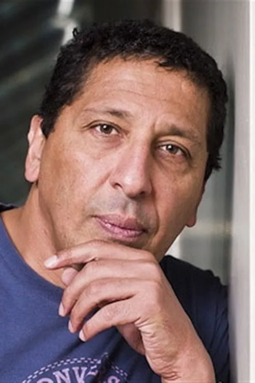 Smaïn interpretando a Sarah's Father