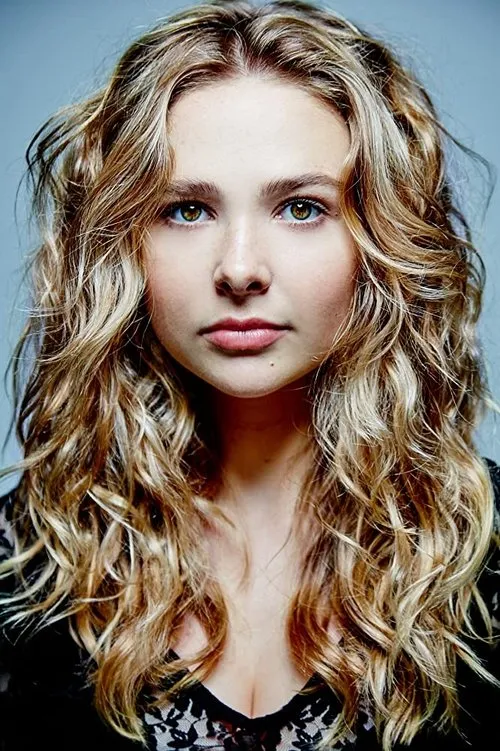 Nadia Zwecker ha trabajado con Sofia Nolan en 1 ocasiones