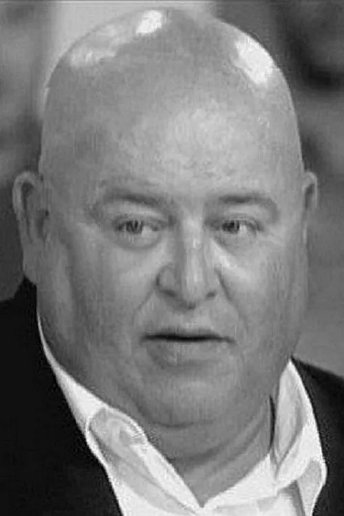 Sofiene Chaari — personaje: Stoukou