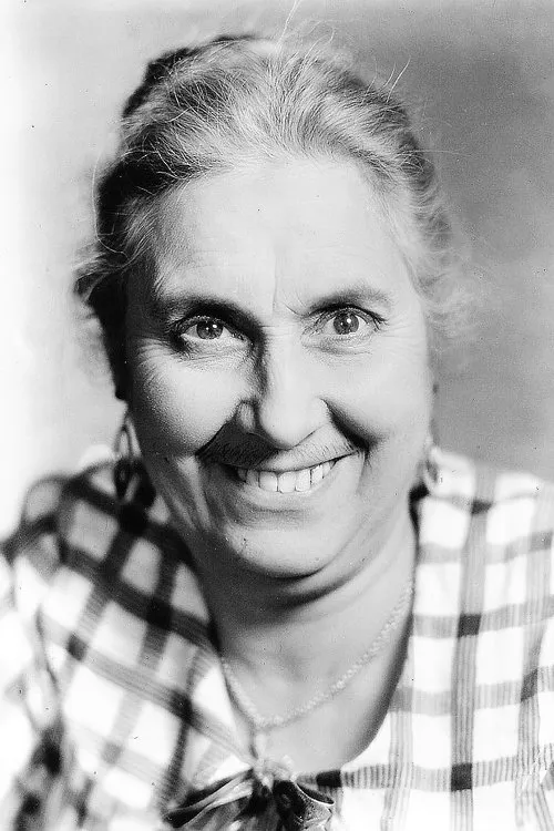 Soledad Jiménez interpretando a Waitress