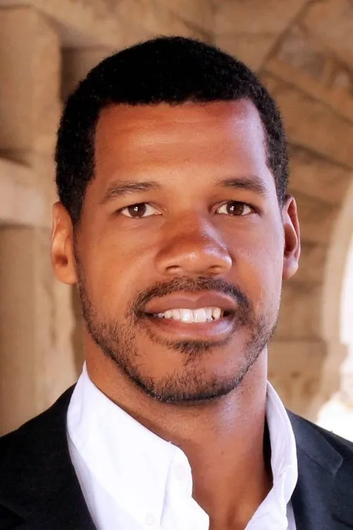 Solomon Hughes en su biografía y filmografía