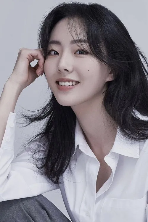 Song Young-ah en su biografía y filmografía