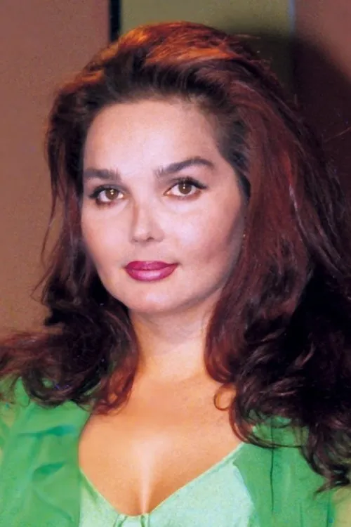 Songül Ülkü interpretando a Bülent's wife