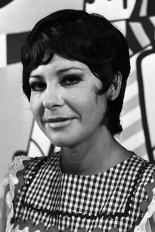 Sonia Mamede interpretando a Zizi