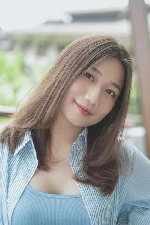 Ayana Shahab ha trabajado con Sonia Natalia en 1 ocasiones